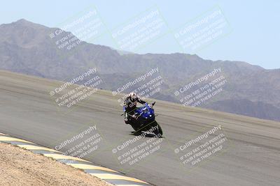 media/Apr-10-2022-SoCal Trackdays (Sun) [[f104b12566]]/Bowl (11am)/